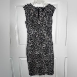 White House Black Market Dress Size 4 Capped Sleeves NWOT